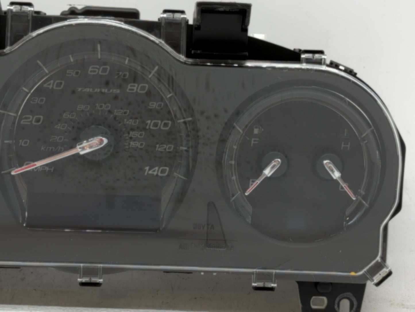 2011-2012 Ford Taurus Instrument Cluster Speedometer Gauges P/N:BG1T-10849-CF Fits Fits 2011 2012 OEM Used Auto Parts - Oemu