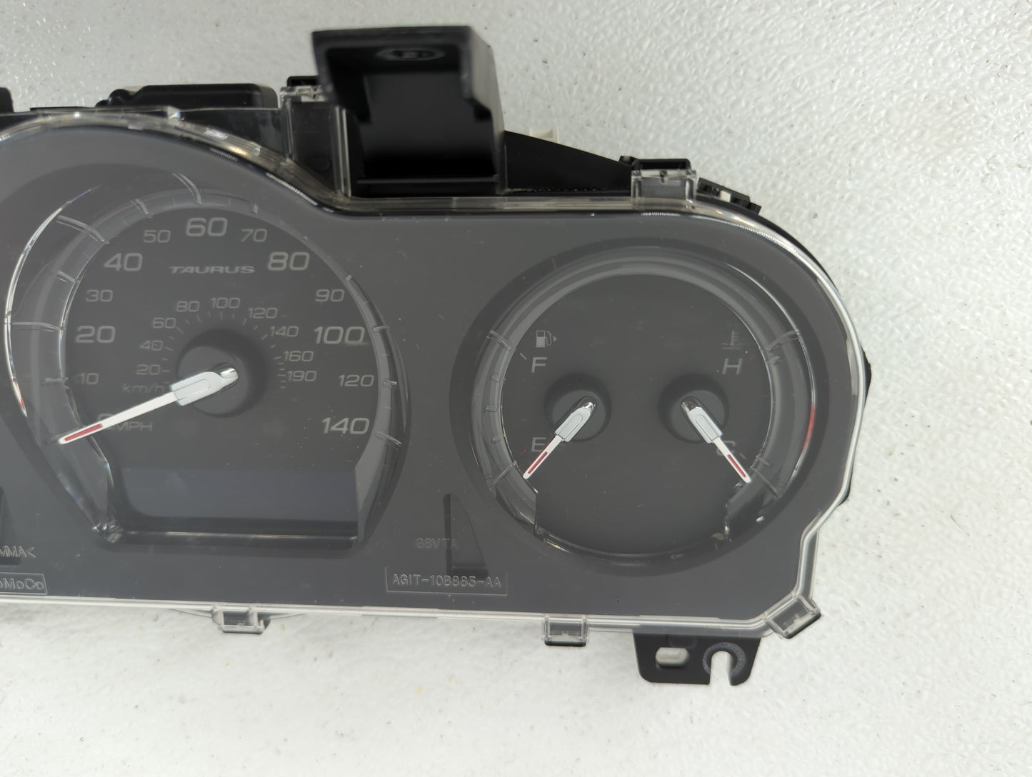 2011-2012 Ford Taurus Instrument Cluster Speedometer Gauges P/N:BG1T-10849-AF Fits Fits 2011 2012 OEM Used Auto Parts - Oemu