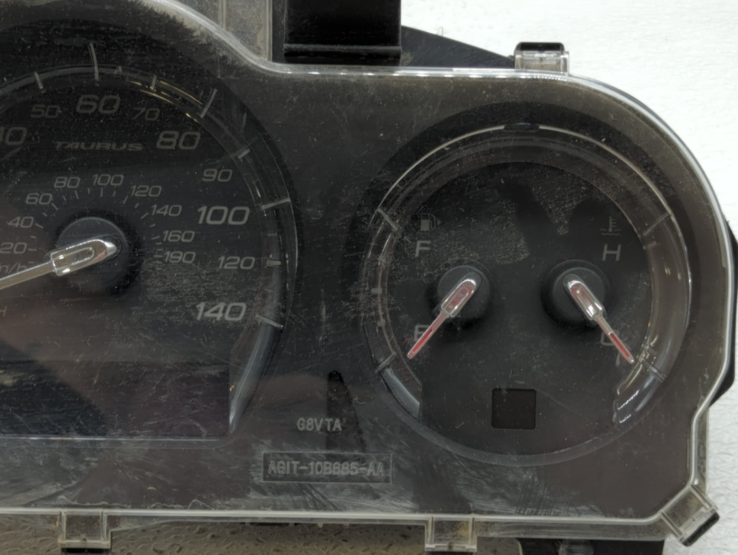 2011-2012 Ford Taurus Instrument Cluster Speedometer Gauges P/N:BG1T-10849-EF BG1T-10849-CF Fits Fits 2011 2012 OEM Used Aut