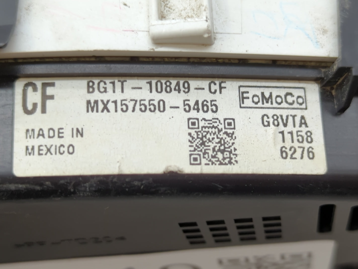 2011-2012 Ford Taurus Instrument Cluster Speedometer Gauges P/N:BG1T-10849-EF BG1T-10849-CF Fits Fits 2011 2012 OEM Used Aut