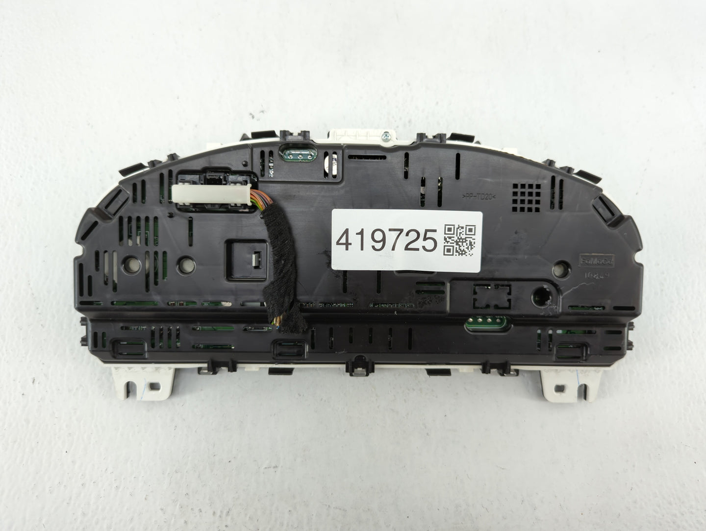 2011 Ford Taurus Instrument Cluster Speedometer Gauges P/N:BG1T-10849-CF BG1T-10849-EE Fits OEM Used Auto Parts - Oemusedaut