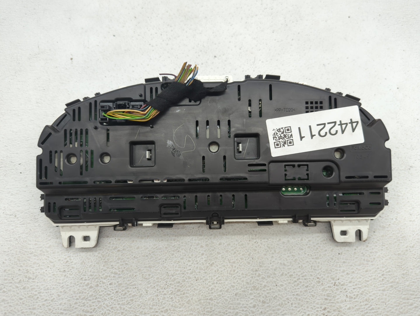 2011-2012 Ford Taurus Instrument Cluster Speedometer Gauges P/N:BG1T-10849-EF Fits Fits 2011 2012 OEM Used Auto Parts - Oemu