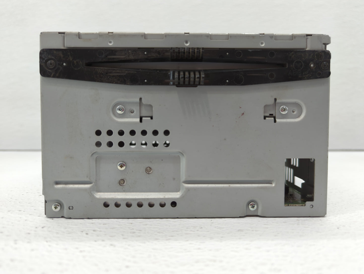 2011-2012 Ford Taurus Am Fm Cd Player Radio Receiver - Oemusedautoparts1.com