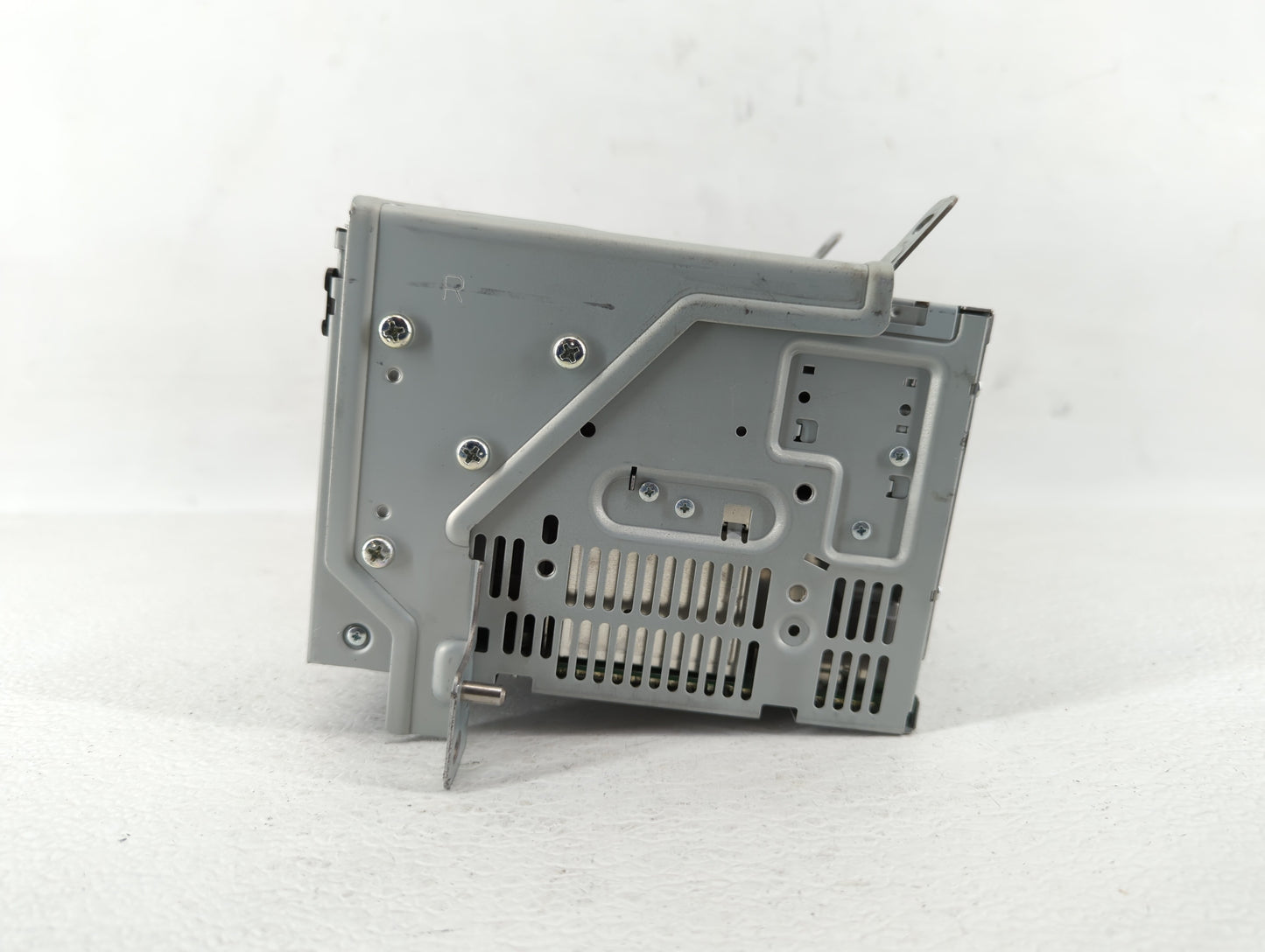 2011-2012 Ford Taurus Radio AM FM Cd Player Receiver Replacement P/N:BG1T-19C159-AB Fits Fits 2011 2012 OEM Used Auto Parts 