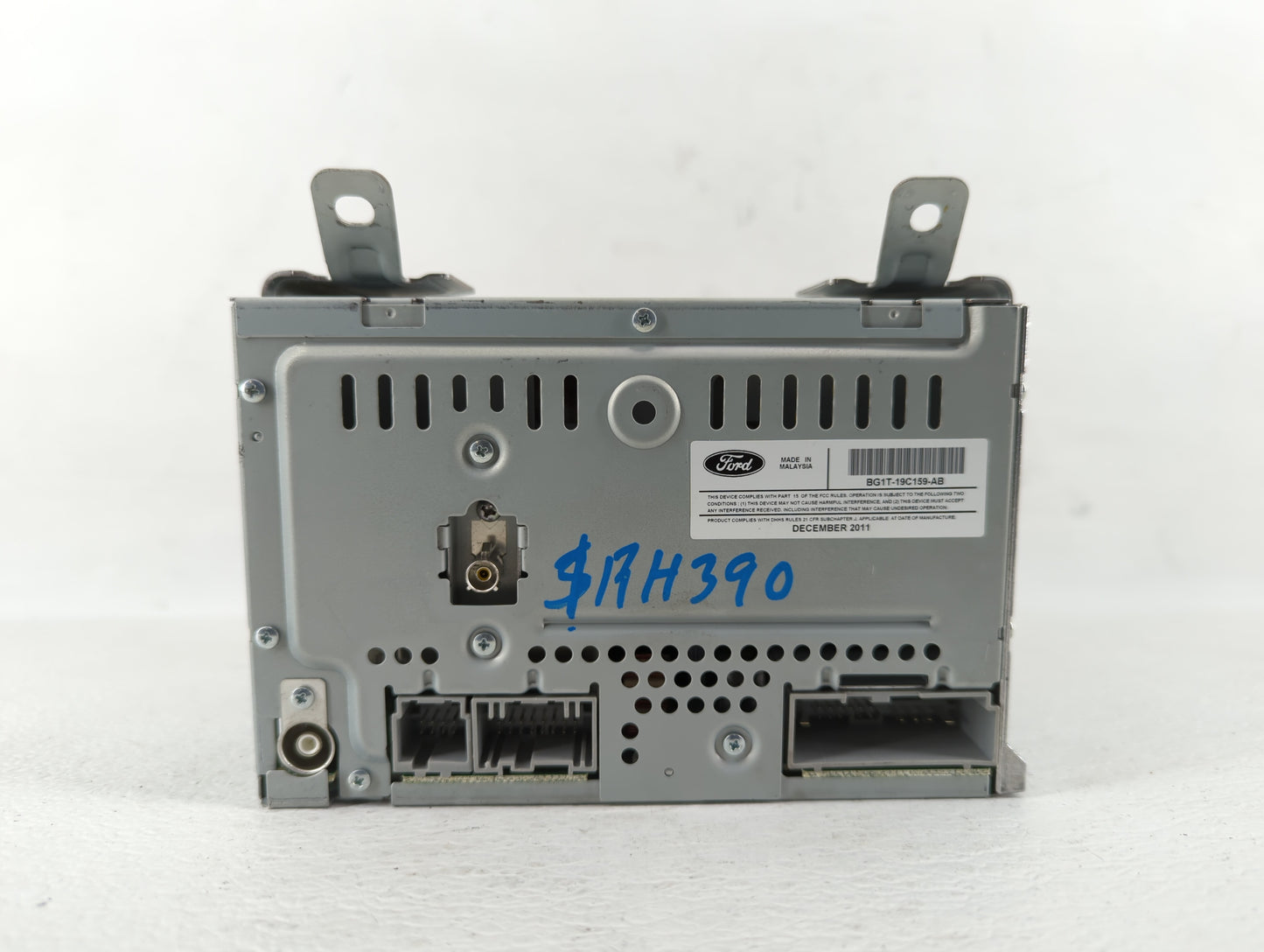 2011-2012 Ford Taurus Radio AM FM Cd Player Receiver Replacement P/N:BG1T-19C159-AB Fits Fits 2011 2012 OEM Used Auto Parts 