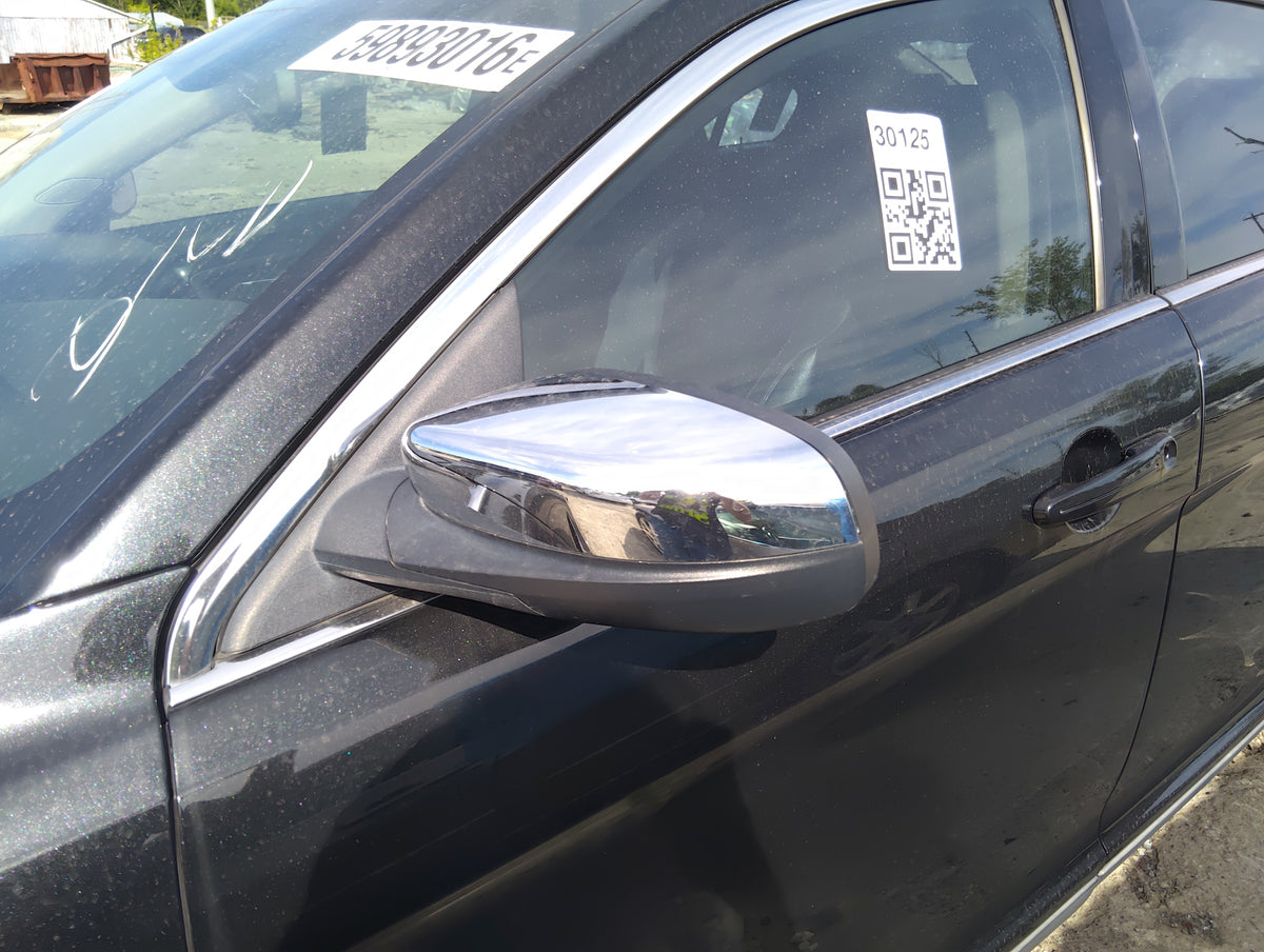 2010-2019 Ford Taurus Driver Side View Mirror - Left Door Mirror OEM Used - Oemusedautoparts1.com