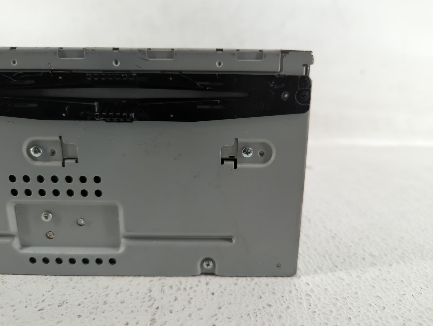 2011-2012 Ford Taurus Am Fm Cd Player Radio Receiver - Oemusedautoparts1.com
