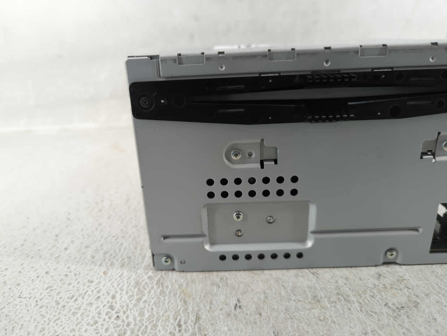 2010-2011 Ford Taurus Radio AM FM Cd Player Receiver Replacement P/N:BG1T-19C159-AA Fits Fits 2010 2011 OEM Used Auto Parts 