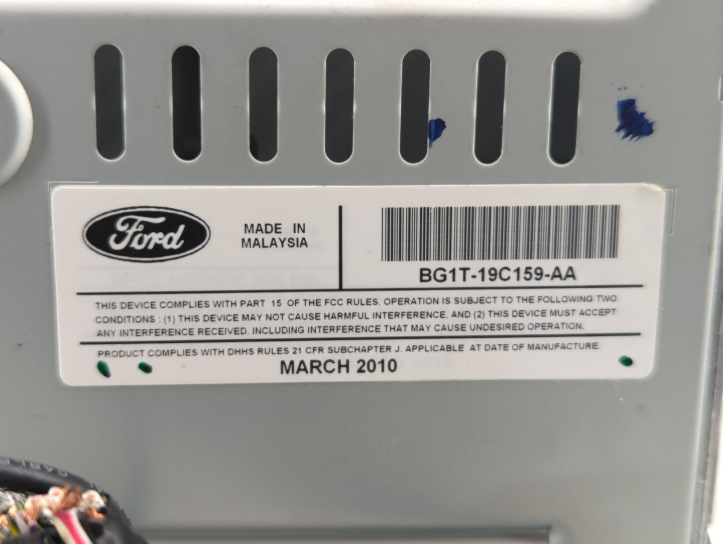 2010-2011 Ford Taurus Radio AM FM Cd Player Receiver Replacement P/N:BG1T-19C159-AA Fits Fits 2010 2011 OEM Used Auto Parts 