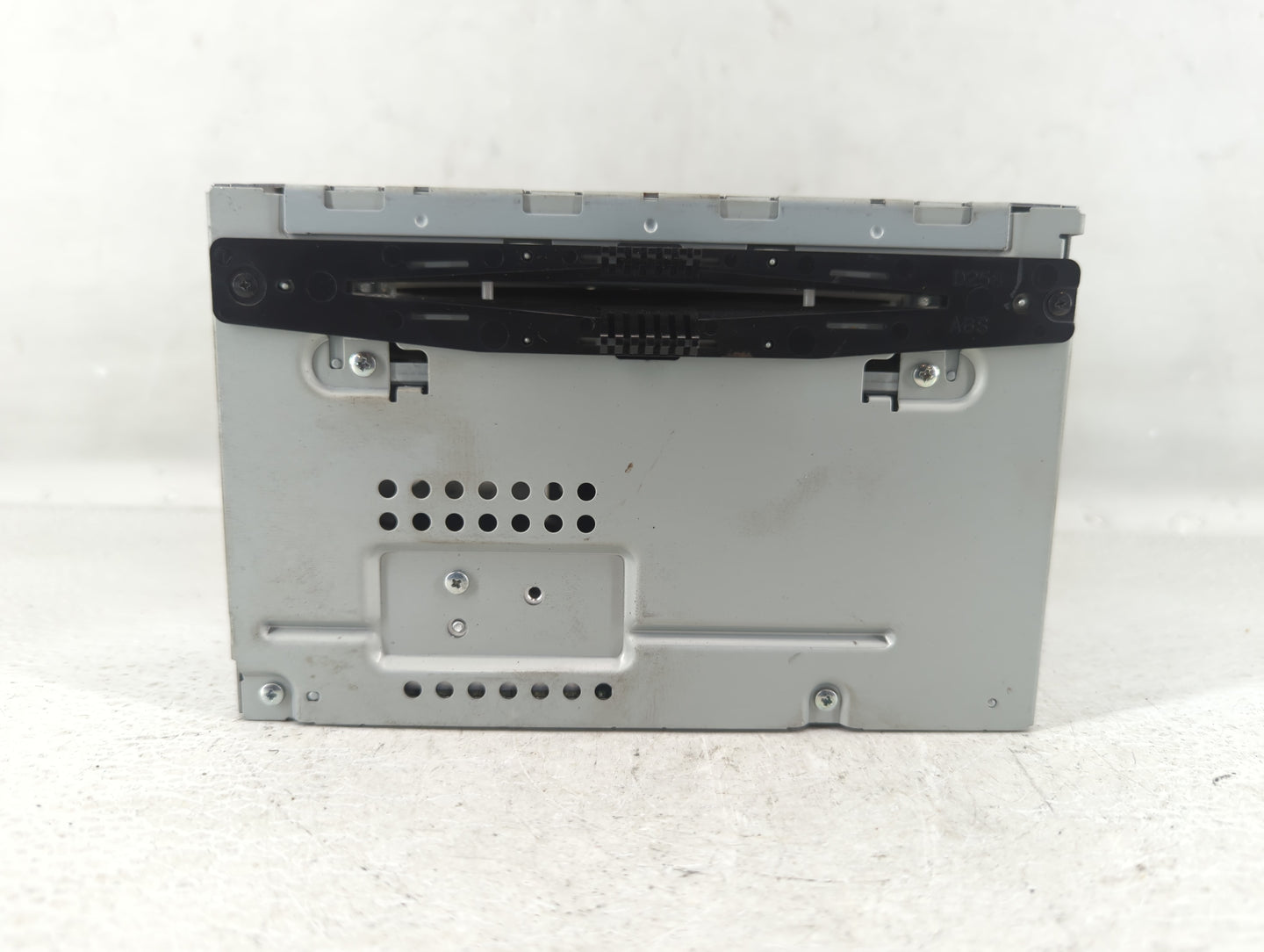 2011-2012 Ford Taurus Am Fm Cd Player Radio Receiver - Oemusedautoparts1.com
