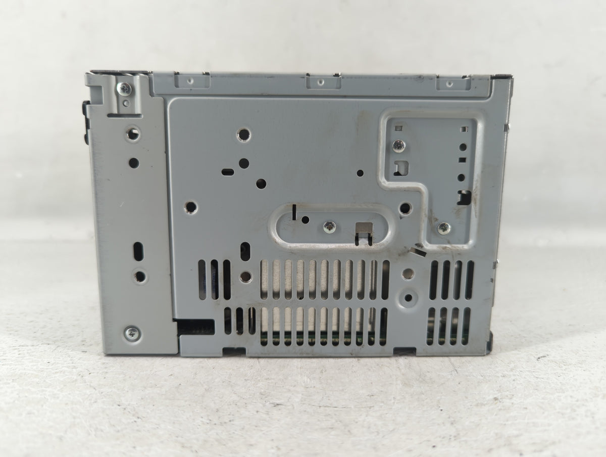 2011-2012 Ford Taurus Am Fm Cd Player Radio Receiver 582879 - Oemusedautoparts1.com