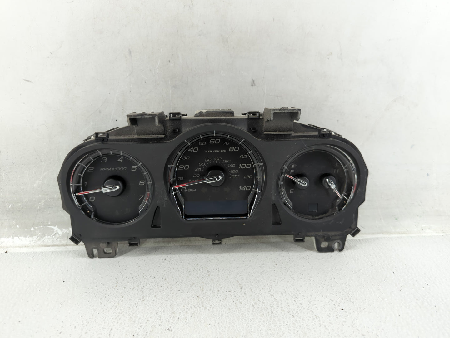 2011-2012 Ford Taurus Instrument Cluster Speedometer Gauges P/N:BG1T-10849-EE Fits Fits 2011 2012 OEM Used Auto Parts - Oemu