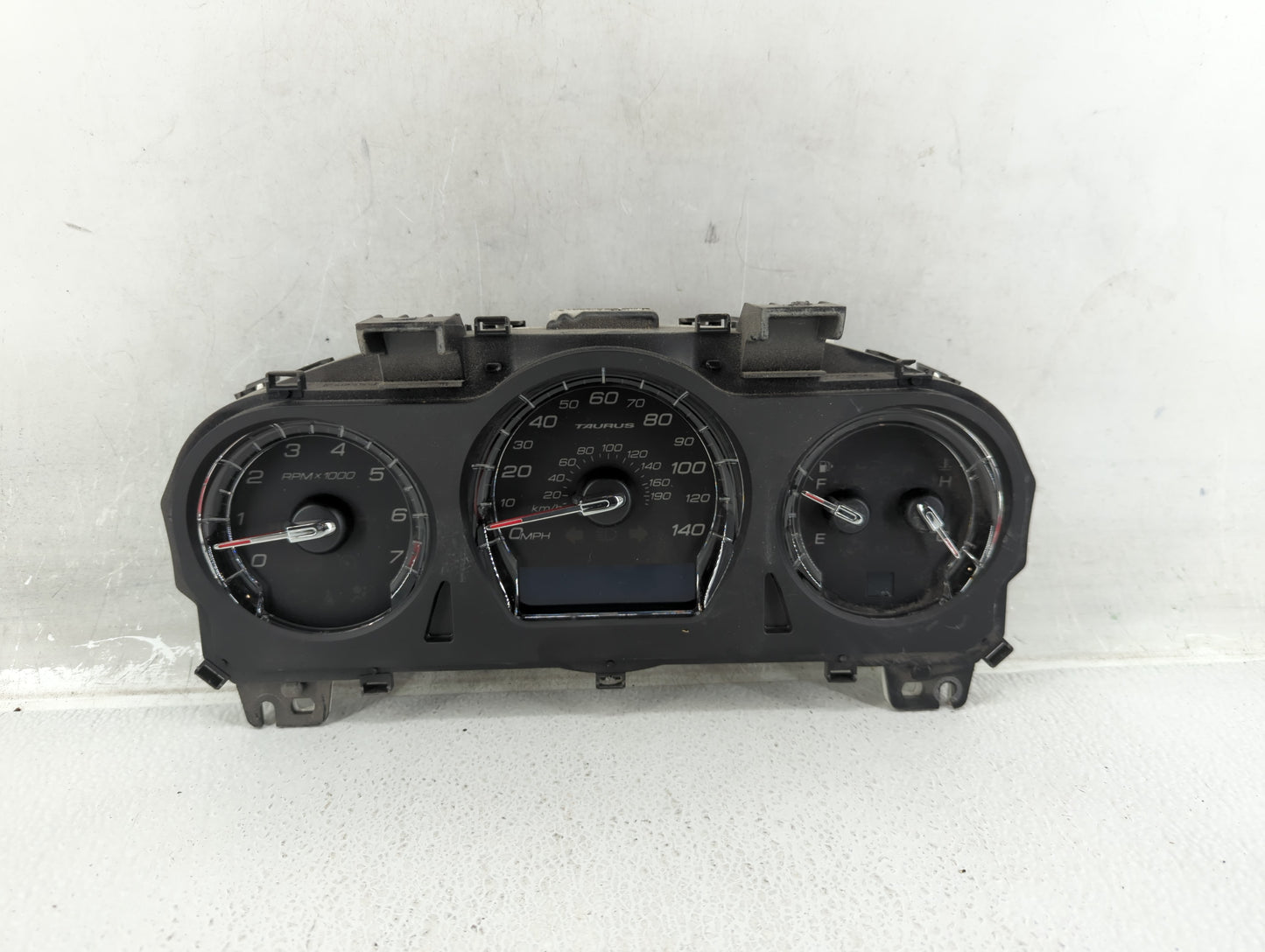 2011-2012 Ford Taurus Instrument Cluster Speedometer Gauges P/N:BG1T-10849-EE Fits Fits 2011 2012 OEM Used Auto Parts - Oemu