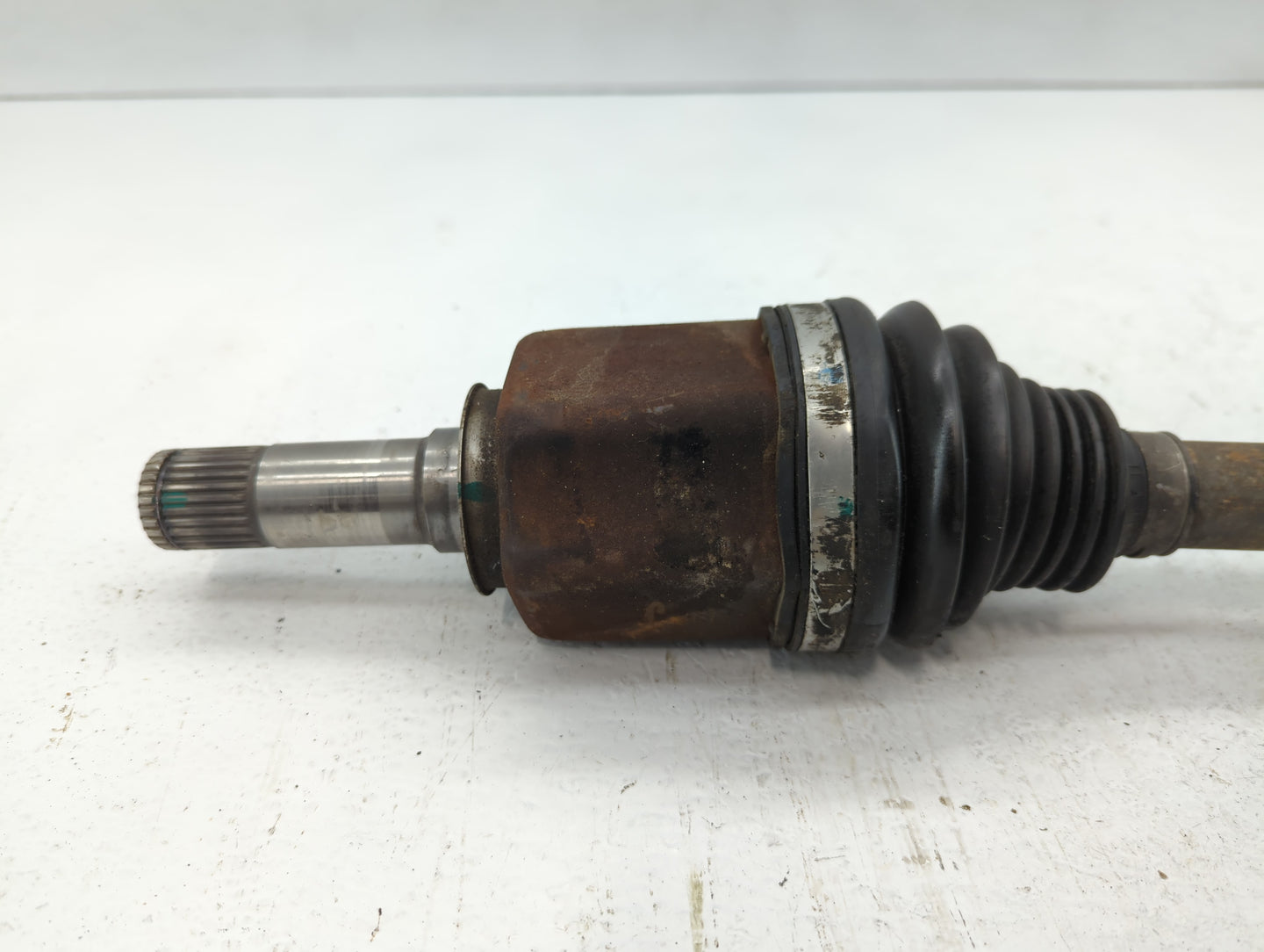 2008-2019 Ford Taurus Axle Shaft Front Driver Cv C/v - Oemusedautoparts1.com