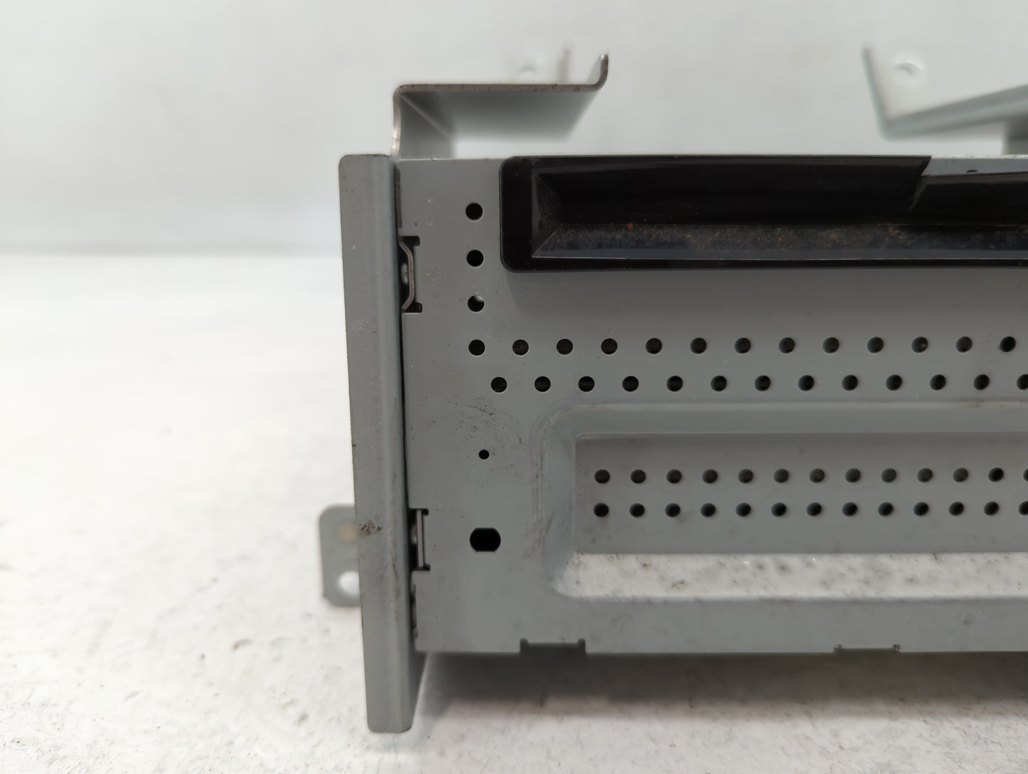 2011-2011 Ford Taurus Am Fm Cd Player Radio Receiver - Oemusedautoparts1.com