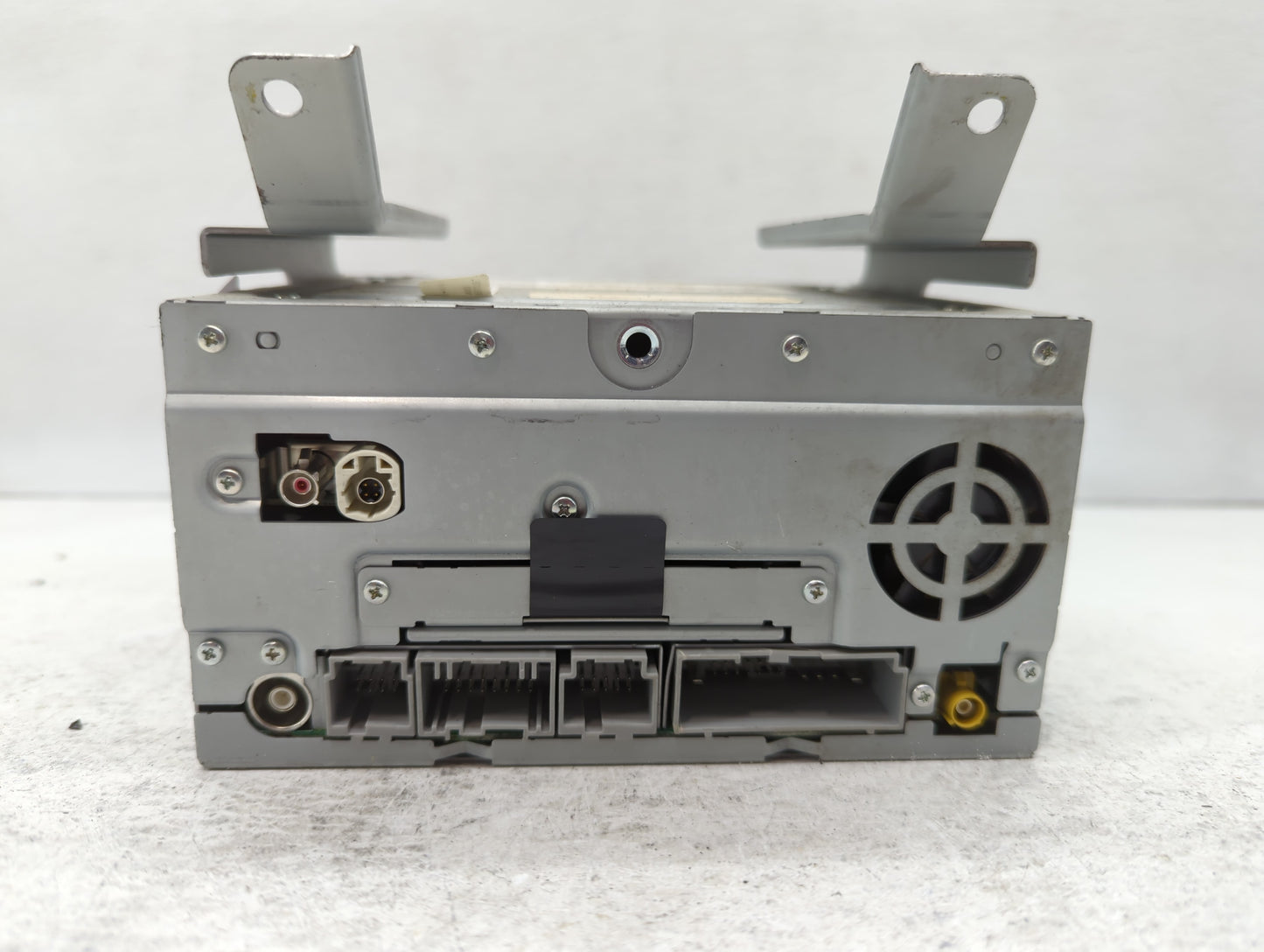 2011-2011 Ford Taurus Am Fm Cd Player Radio Receiver - Oemusedautoparts1.com