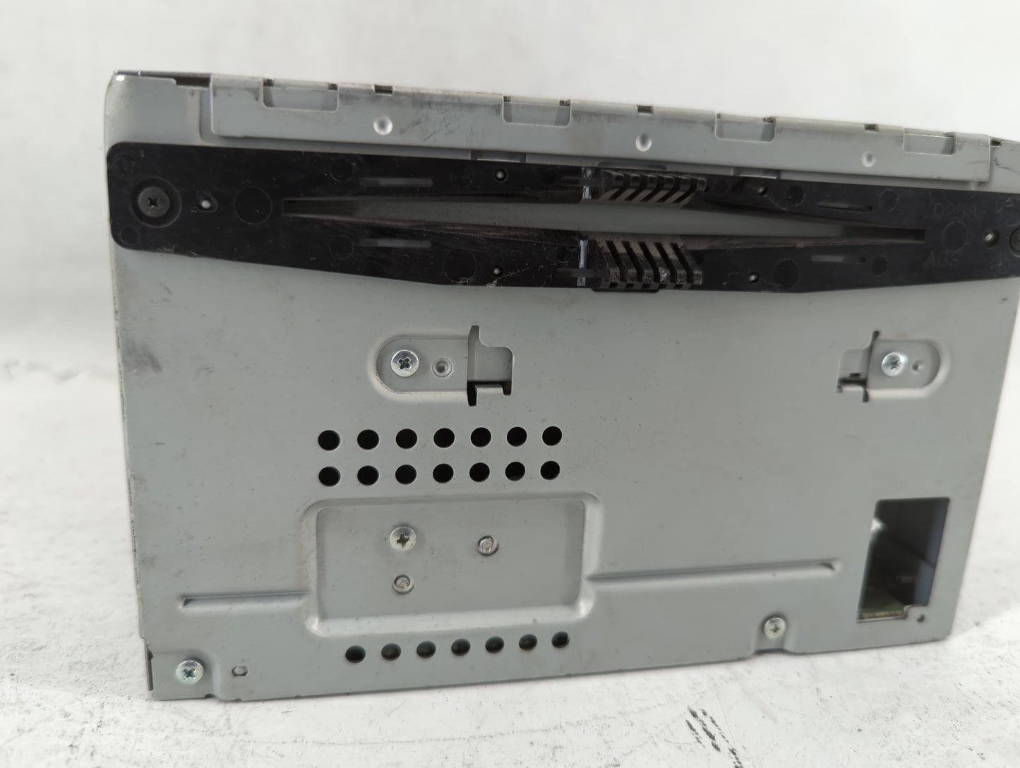 2011-2012 Ford Taurus Radio AM FM Cd Player Receiver Replacement P/N:BG1T-19C159-AA Fits Fits 2011 2012 OEM Used Auto Parts 