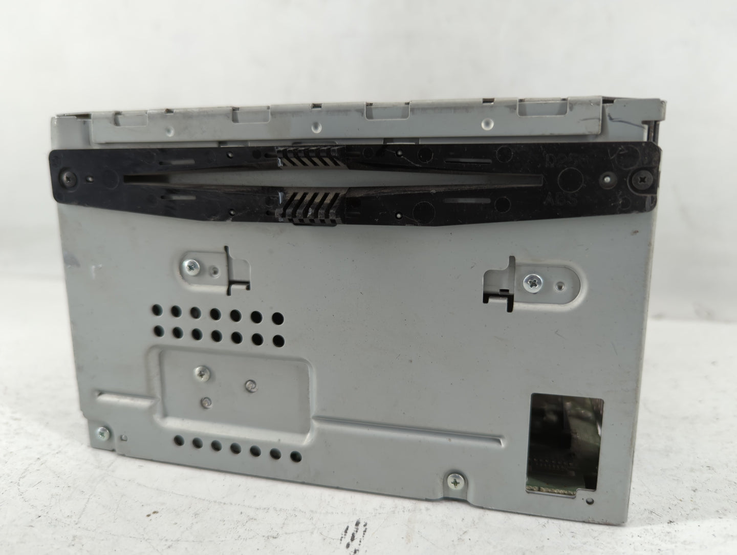 2011-2012 Ford Taurus Radio AM FM Cd Player Receiver Replacement P/N:BG1T-19C159-AA Fits Fits 2011 2012 OEM Used Auto Parts 