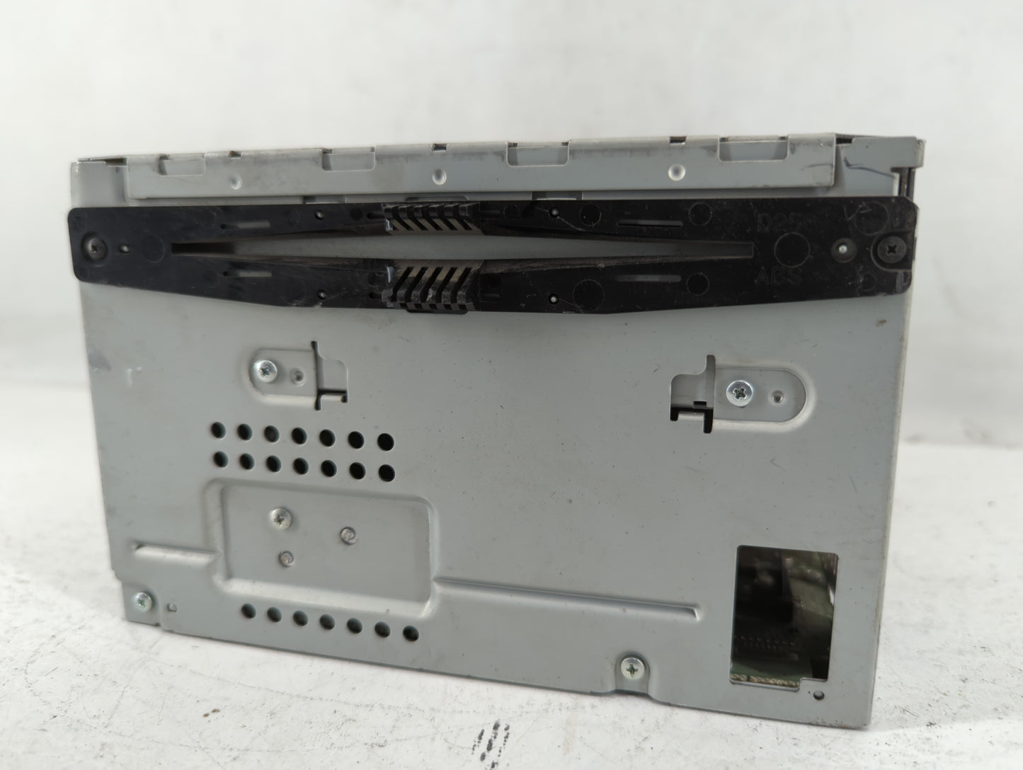 2011-2012 Ford Taurus Radio AM FM Cd Player Receiver Replacement P/N:BG1T-19C159-AA Fits Fits 2011 2012 OEM Used Auto Parts 
