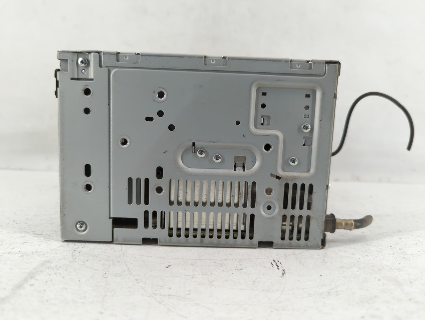 2011-2012 Ford Taurus Radio AM FM Cd Player Receiver Replacement P/N:BG1T-19C159-AA Fits Fits 2011 2012 OEM Used Auto Parts 