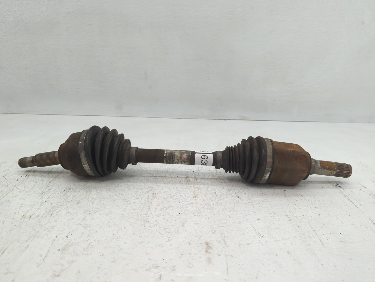2010-2012 Ford Taurus Axle Shaft Front Driver Cv C/v - Oemusedautoparts1.com