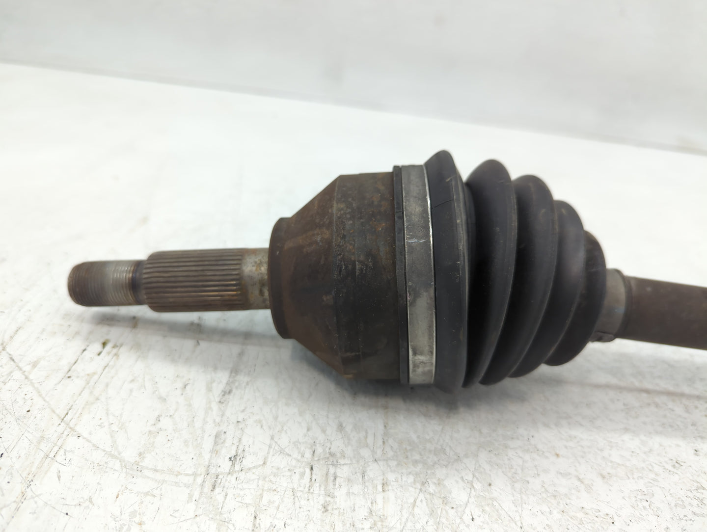 2010-2012 Ford Taurus Axle Shaft Front Driver Cv C/v - Oemusedautoparts1.com
