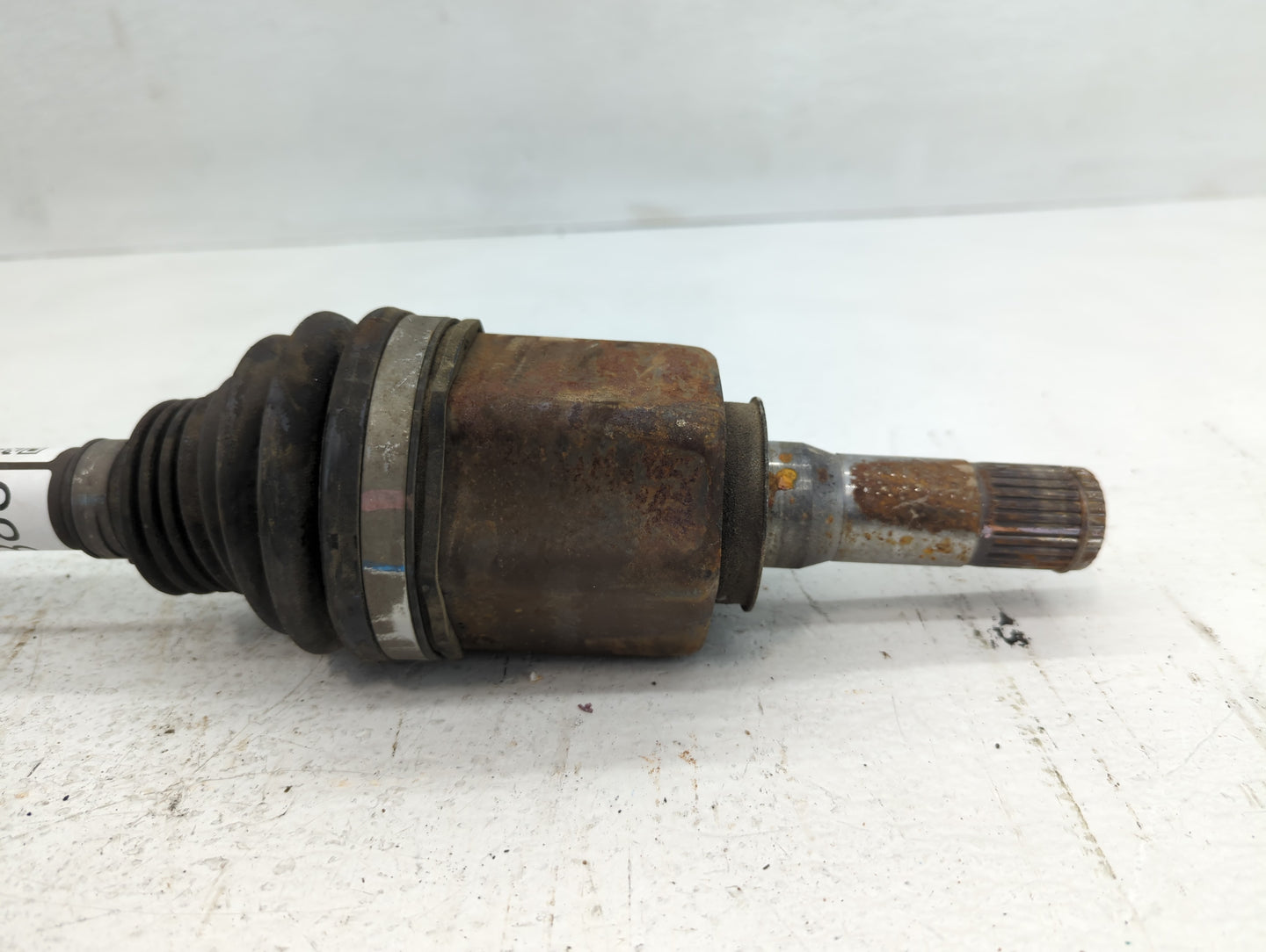 2010-2012 Ford Taurus Axle Shaft Front Driver Cv C/v - Oemusedautoparts1.com