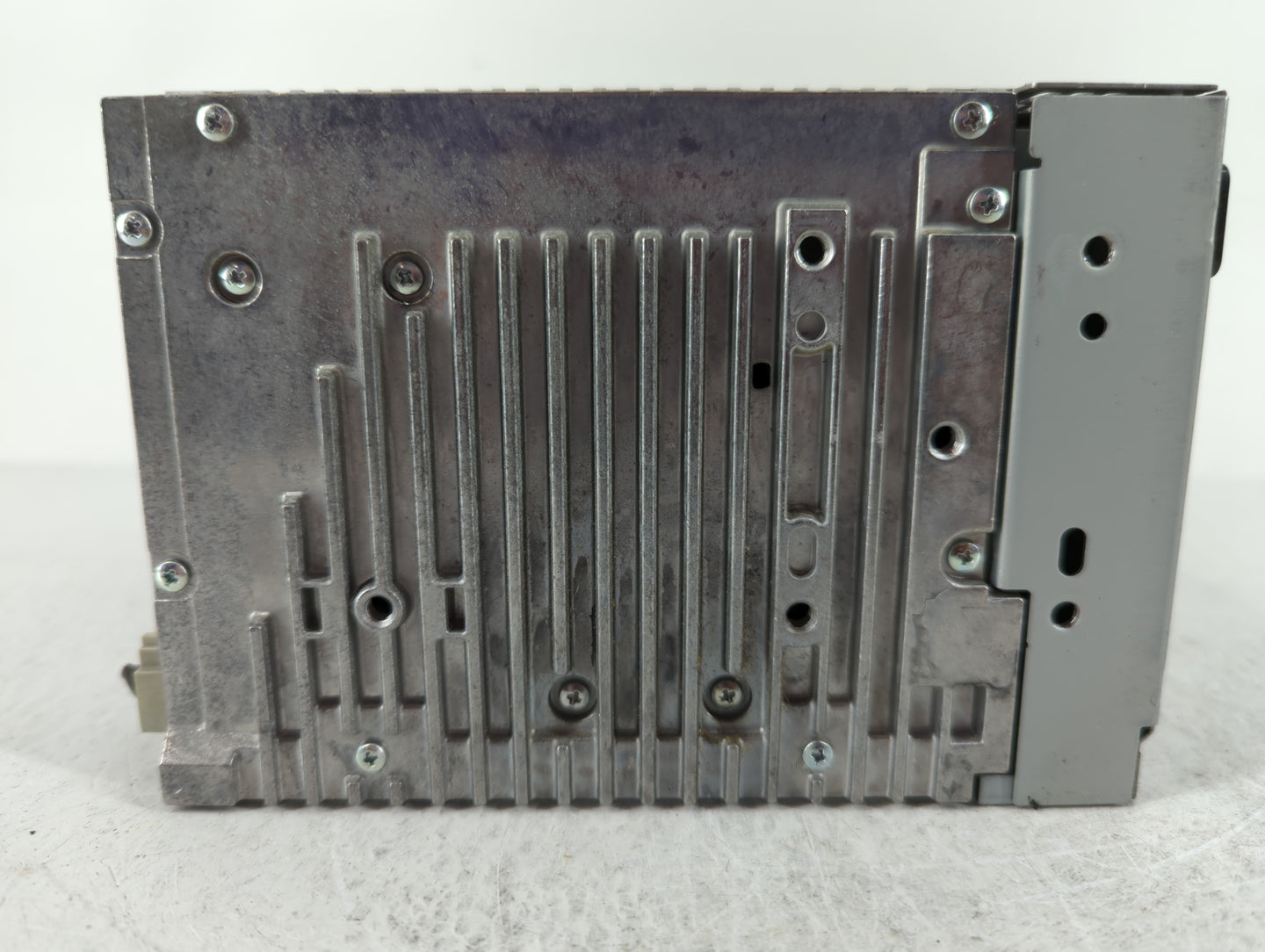 2011-2012 Ford Taurus Am Fm Cd Player Radio Receiver - Oemusedautoparts1.com