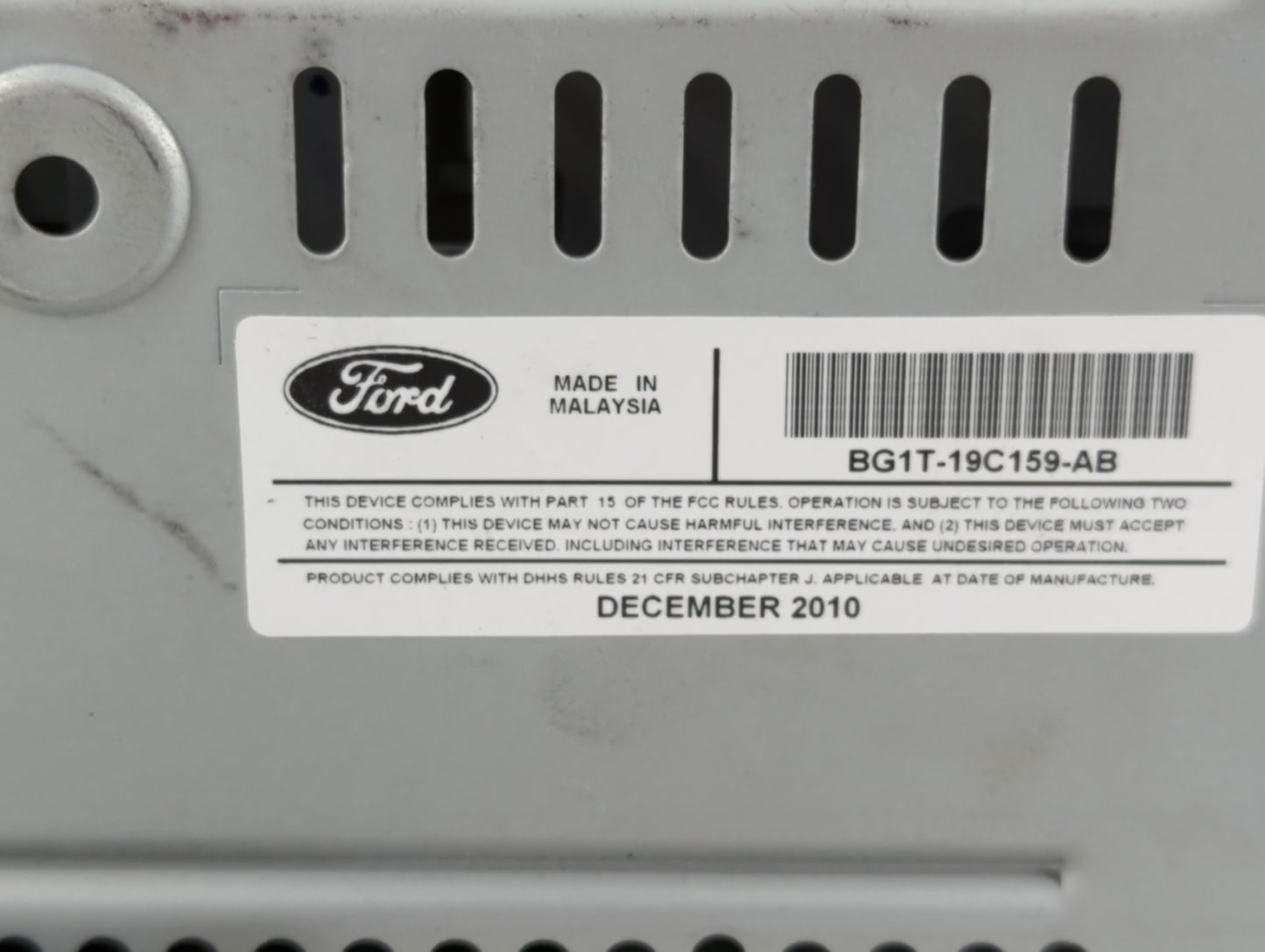2011-2012 Ford Taurus Am Fm Cd Player Radio Receiver - Oemusedautoparts1.com
