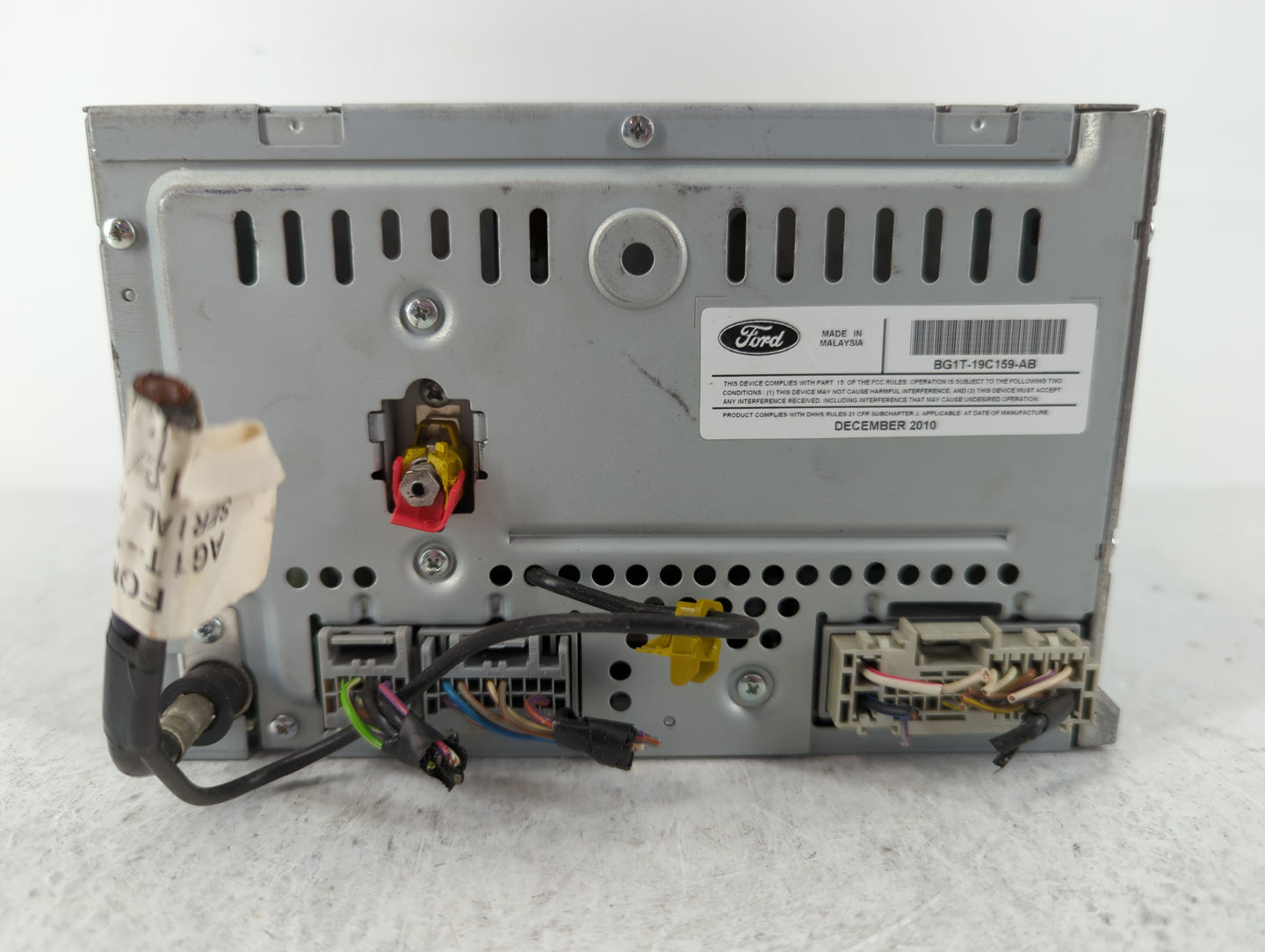2011-2012 Ford Taurus Am Fm Cd Player Radio Receiver - Oemusedautoparts1.com
