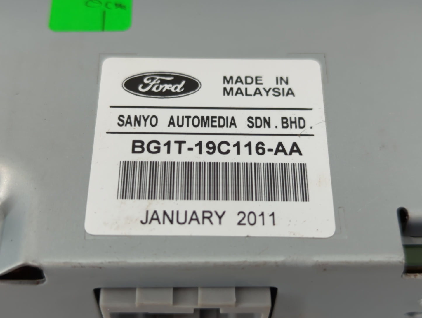 2010-2012 Ford Taurus Am Fm Cd Player Radio Receiver - Oemusedautoparts1.com
