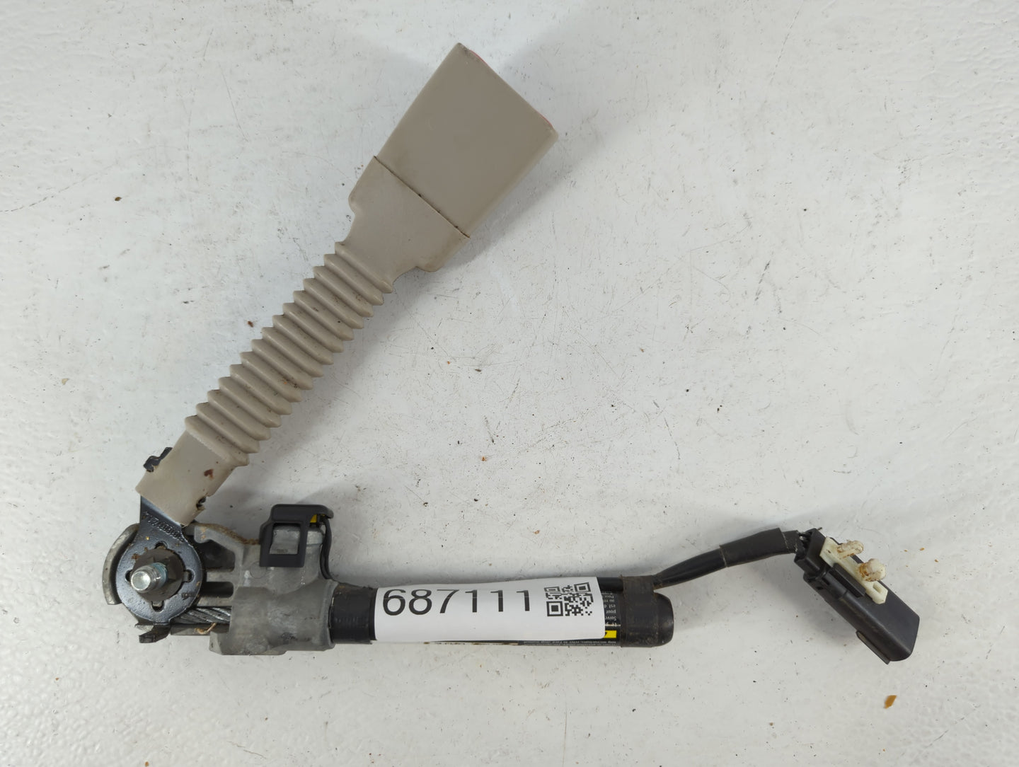 2010-2012 Ford Taurus Passenger Right Seat Belt Front Retractor - Oemusedautoparts1.com