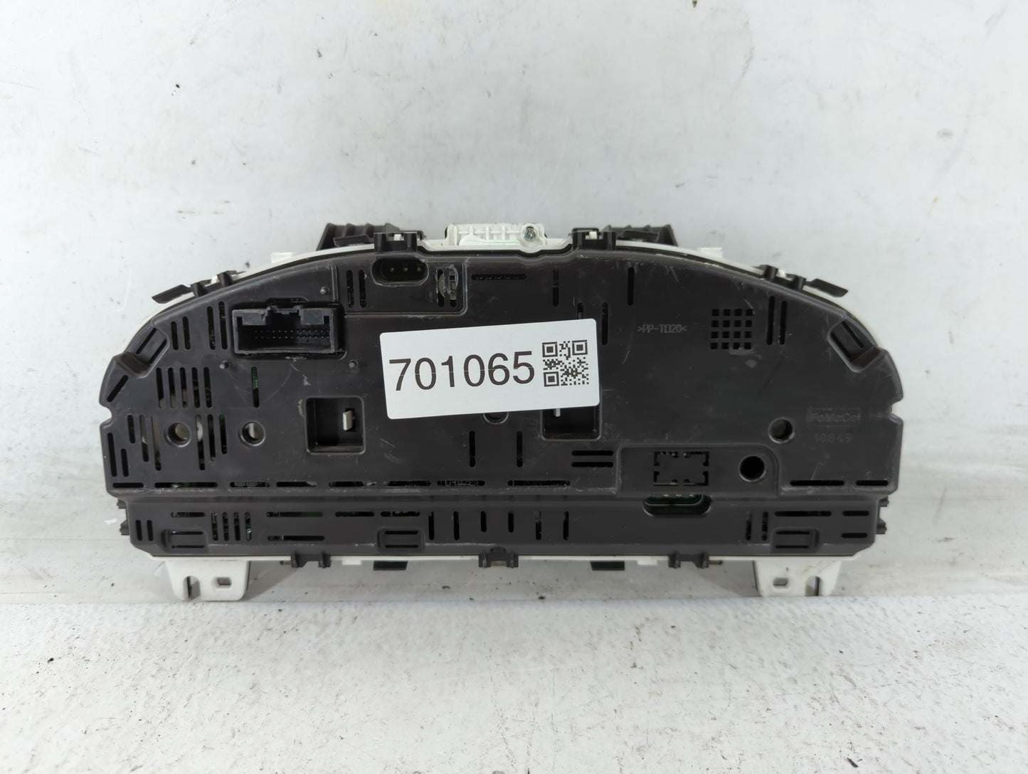 2011 Ford Taurus Instrument Cluster Speedometer Gauges P/N:BG1T-10849-CE Fits OEM Used Auto Parts - Oemusedautoparts1.com
