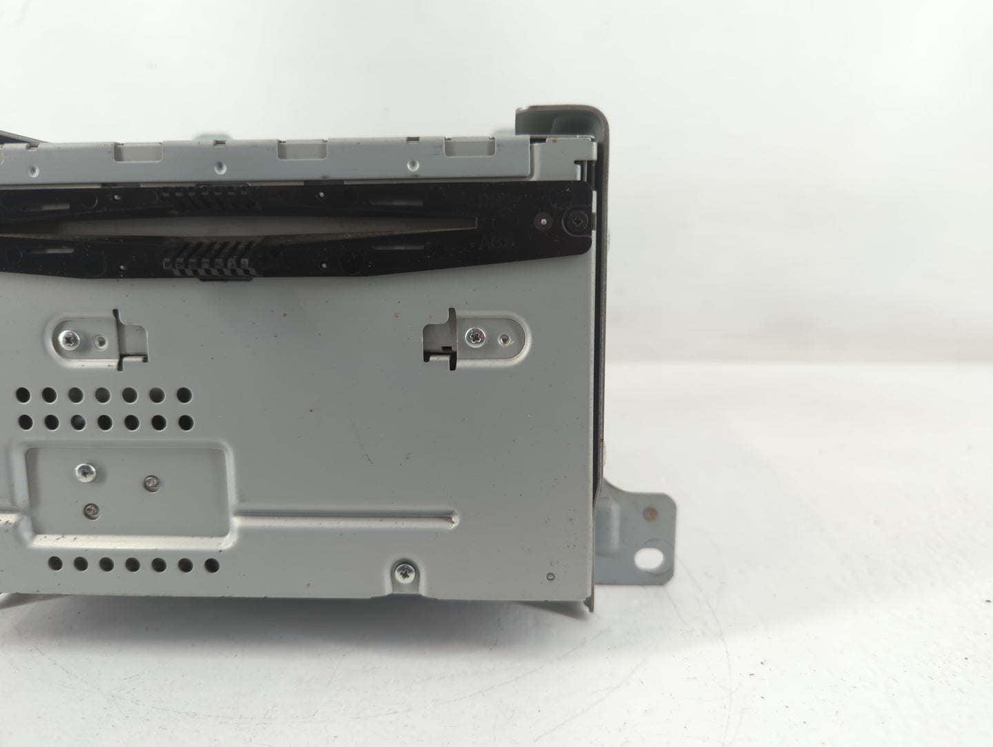 2011-2012 Ford Taurus Am Fm Cd Player Radio Receiver - Oemusedautoparts1.com