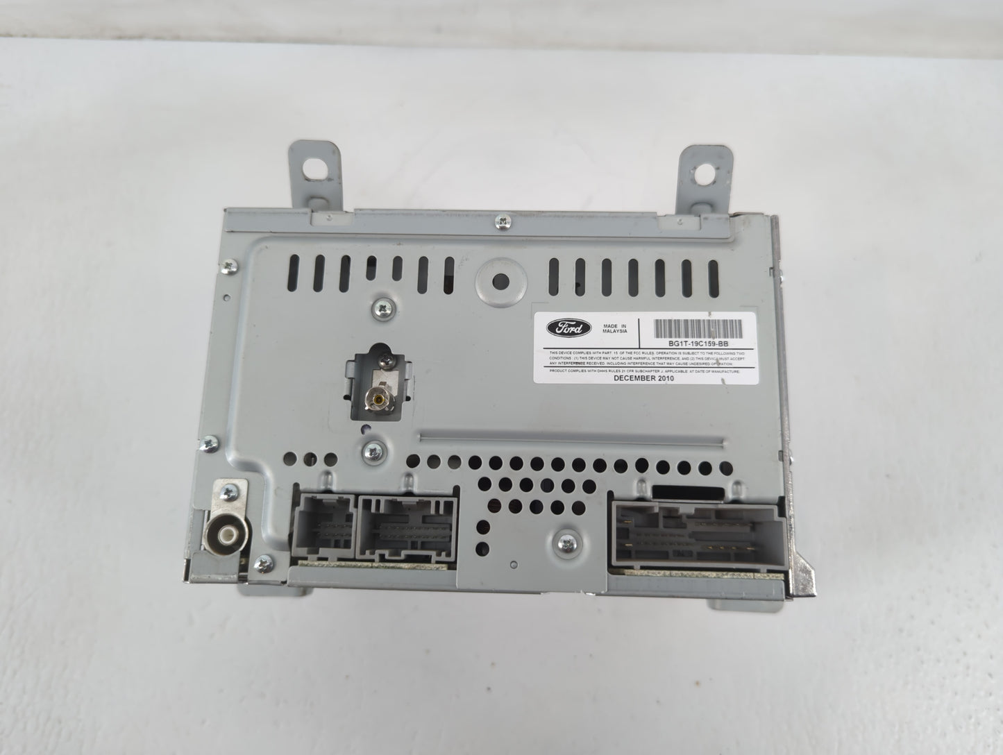 2011-2012 Ford Taurus Am Fm Cd Player Radio Receiver - Oemusedautoparts1.com