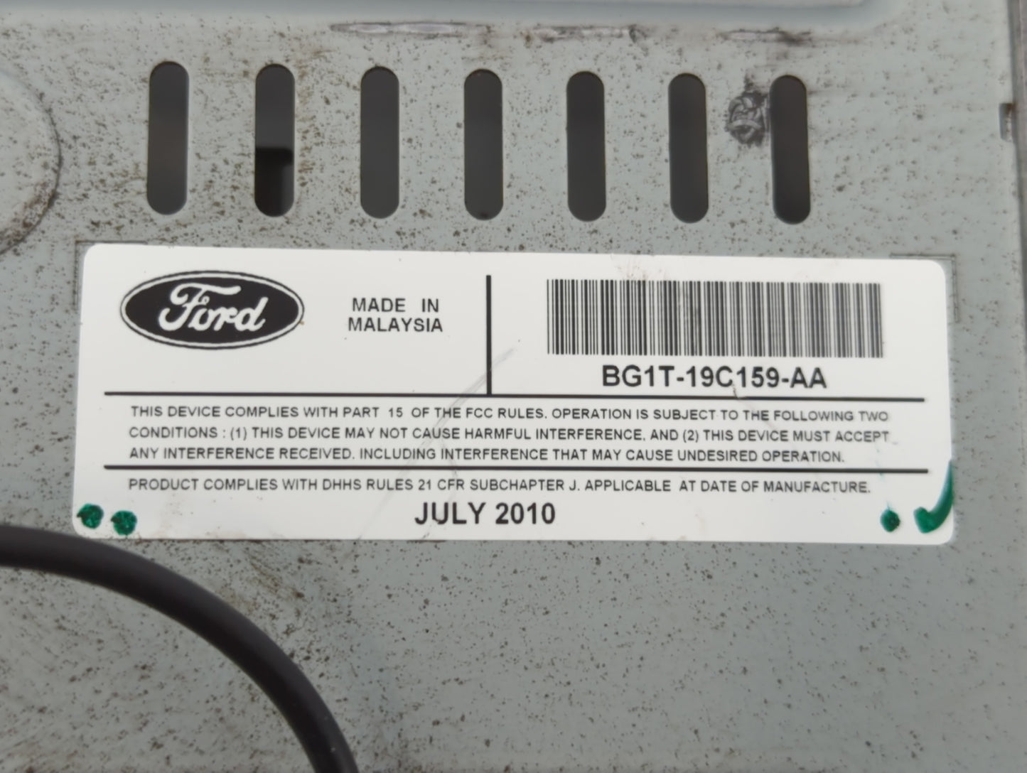 2011-2012 Ford Taurus Am Fm Cd Player Radio Receiver - Oemusedautoparts1.com
