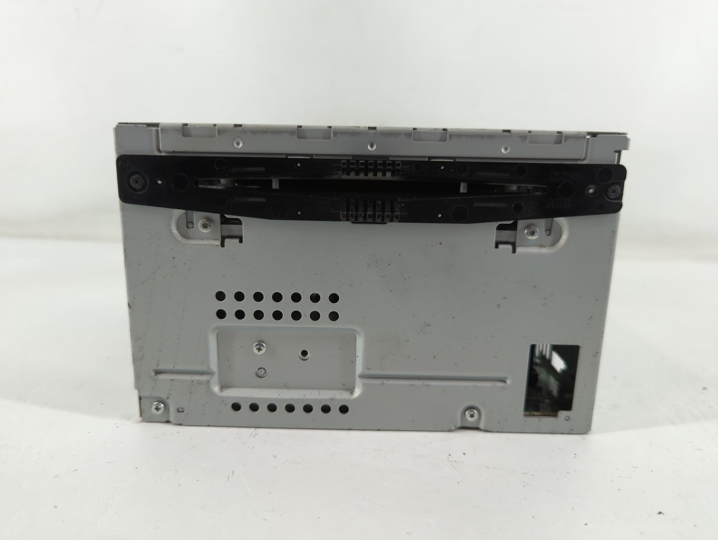 2011-2012 Ford Taurus Am Fm Cd Player Radio Receiver - Oemusedautoparts1.com