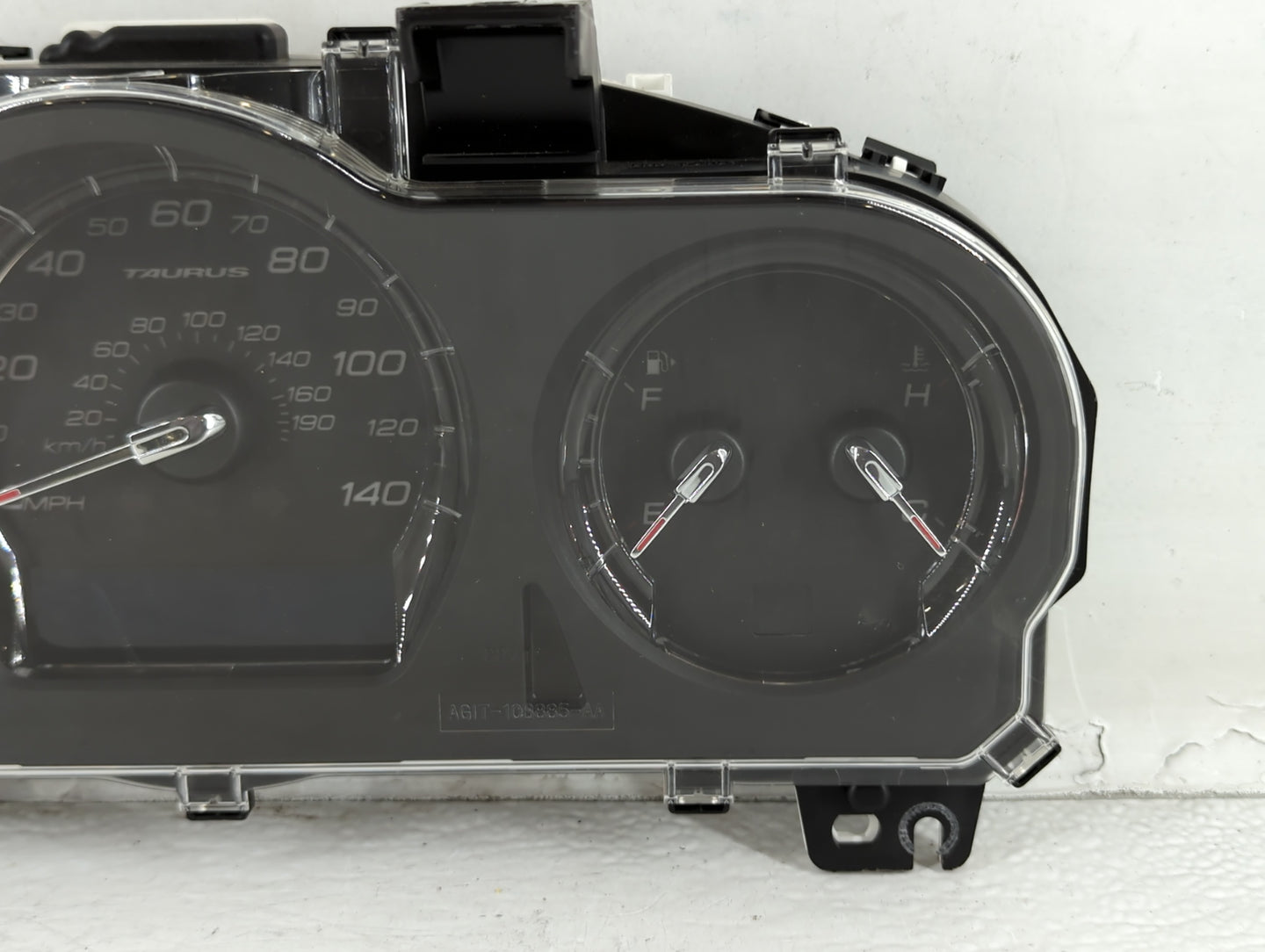 2011-2012 Ford Taurus Instrument Cluster Speedometer Gauges P/N:BG1T-10849-EF Fits Fits 2011 2012 OEM Used Auto Parts - Oemu
