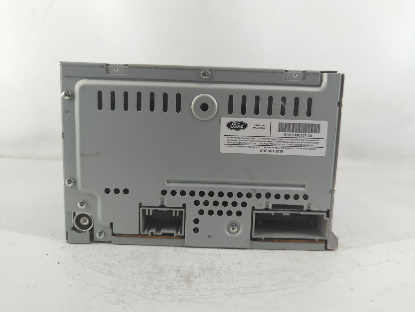 2011-2012 Ford Taurus Am Fm Cd Player Radio Receiver - Oemusedautoparts1.com