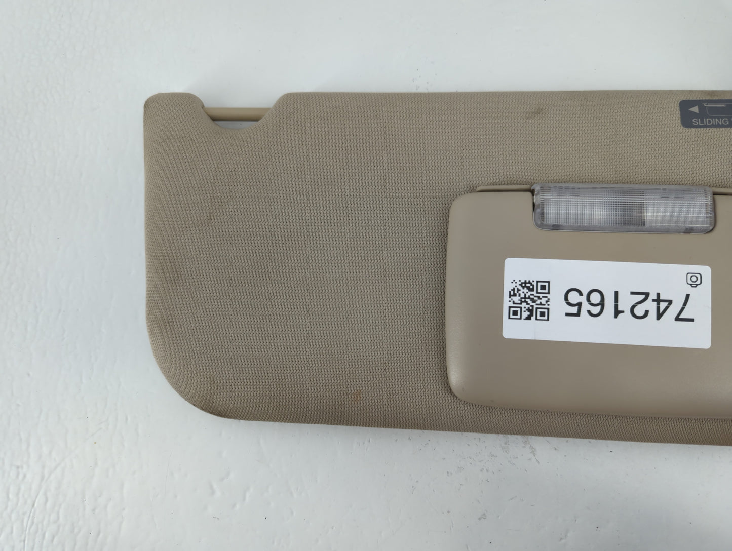 2010-2011 Ford Taurus Sun Visor Shade Replacement Passenger Right Mirror Fits Fits 2010 2011 OEM Used Auto Parts - Oemusedau