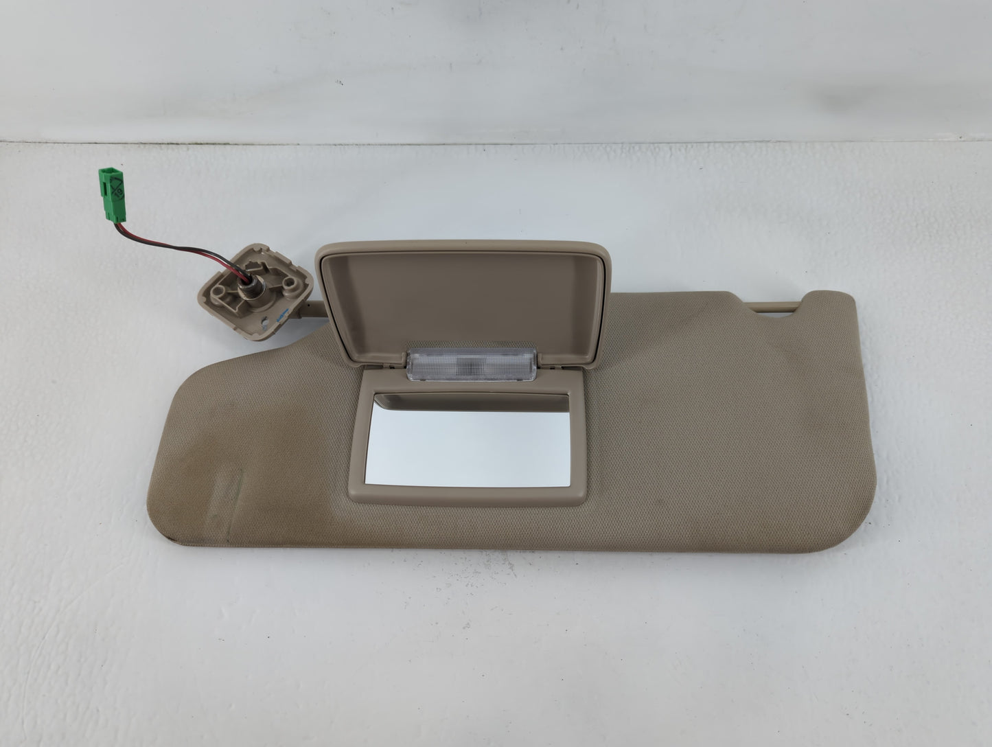 2010-2011 Ford Taurus Sun Visor Shade Replacement Driver Left Mirror Fits Fits 2010 2011 OEM Used Auto Parts - Oemusedautopa