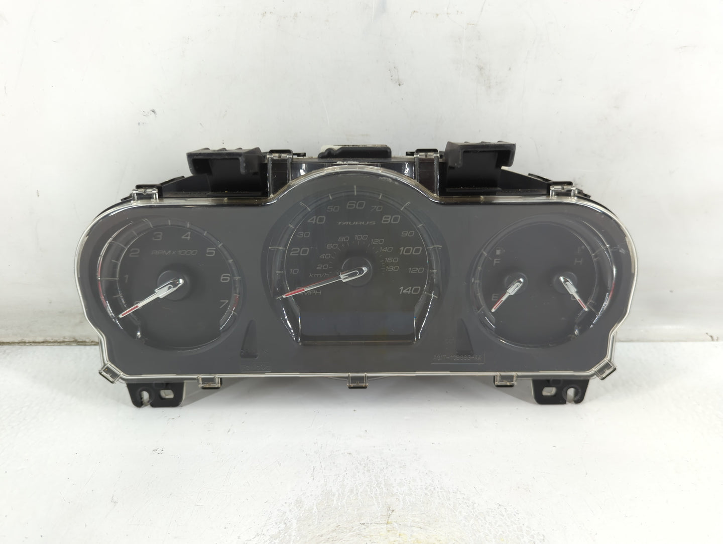 2011-2012 Ford Taurus Instrument Cluster Speedometer Gauges P/N:BG1T-10849-AF Fits Fits 2011 2012 OEM Used Auto Parts - Oemu