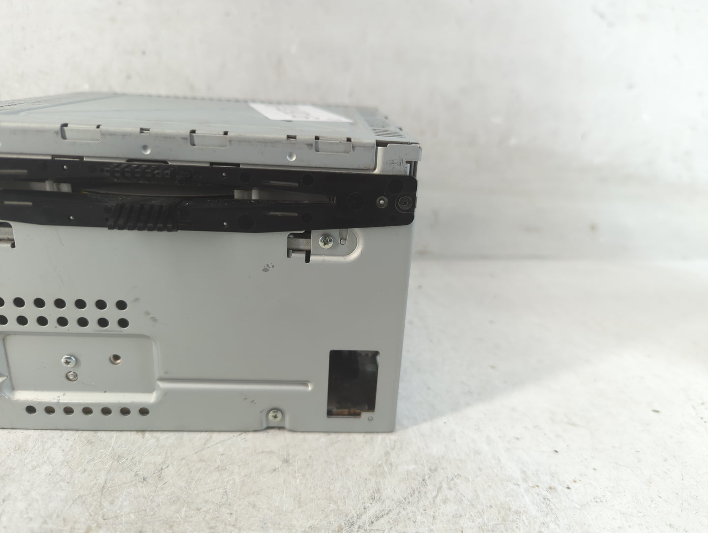 2010-2011 Ford Taurus Radio AM FM Cd Player Receiver Replacement P/N:BG1T-19C107-AA Fits Fits 2010 2011 OEM Used Auto Parts 