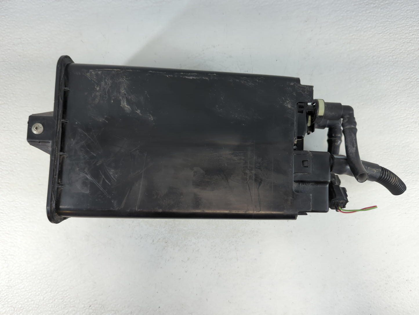 2011 Ford Taurus Fuel Vapor Charcoal Canister - Oemusedautoparts1.com