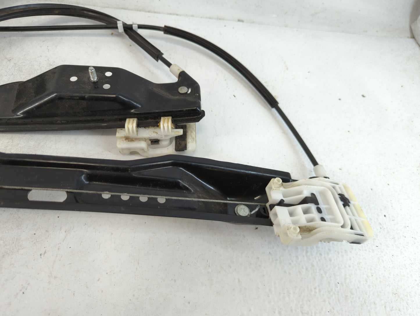 2010-2019 Ford Taurus Driver Left Front Window Regulator 922793 - Oemusedautoparts1.com