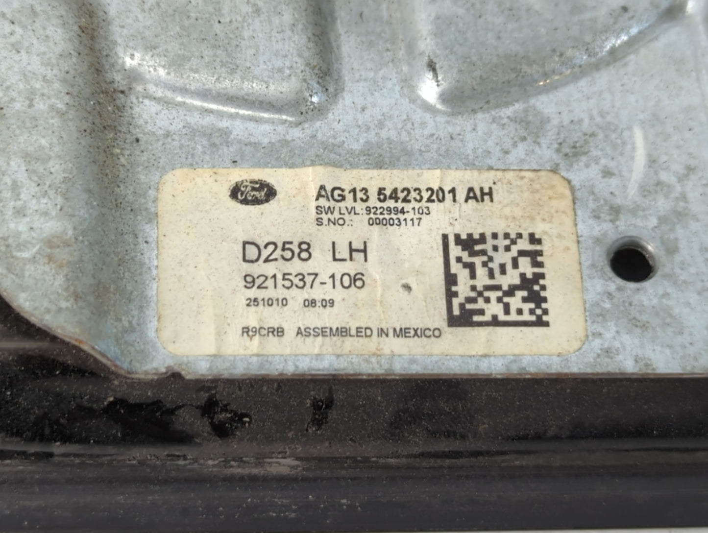 2010-2019 Ford Taurus Driver Left Front Window Regulator 922793 - Oemusedautoparts1.com