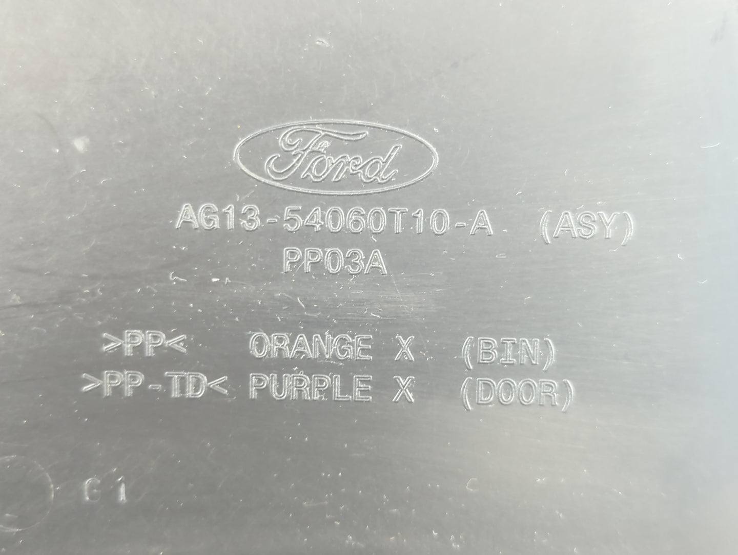 2011 Ford Taurus Passenger Glove Box Door Storage Compartment - Oemusedautoparts1.com