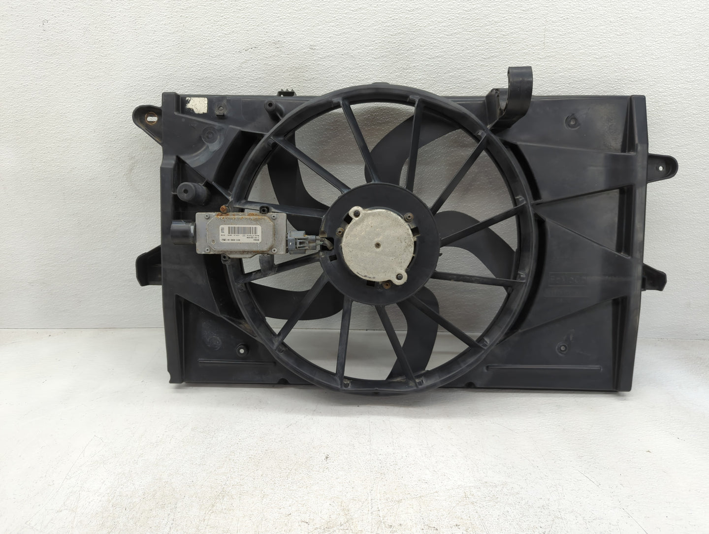 2011 Ford Taurus Electric Radiator Cooling Fan Motor Assembly - Oemusedautoparts1.com