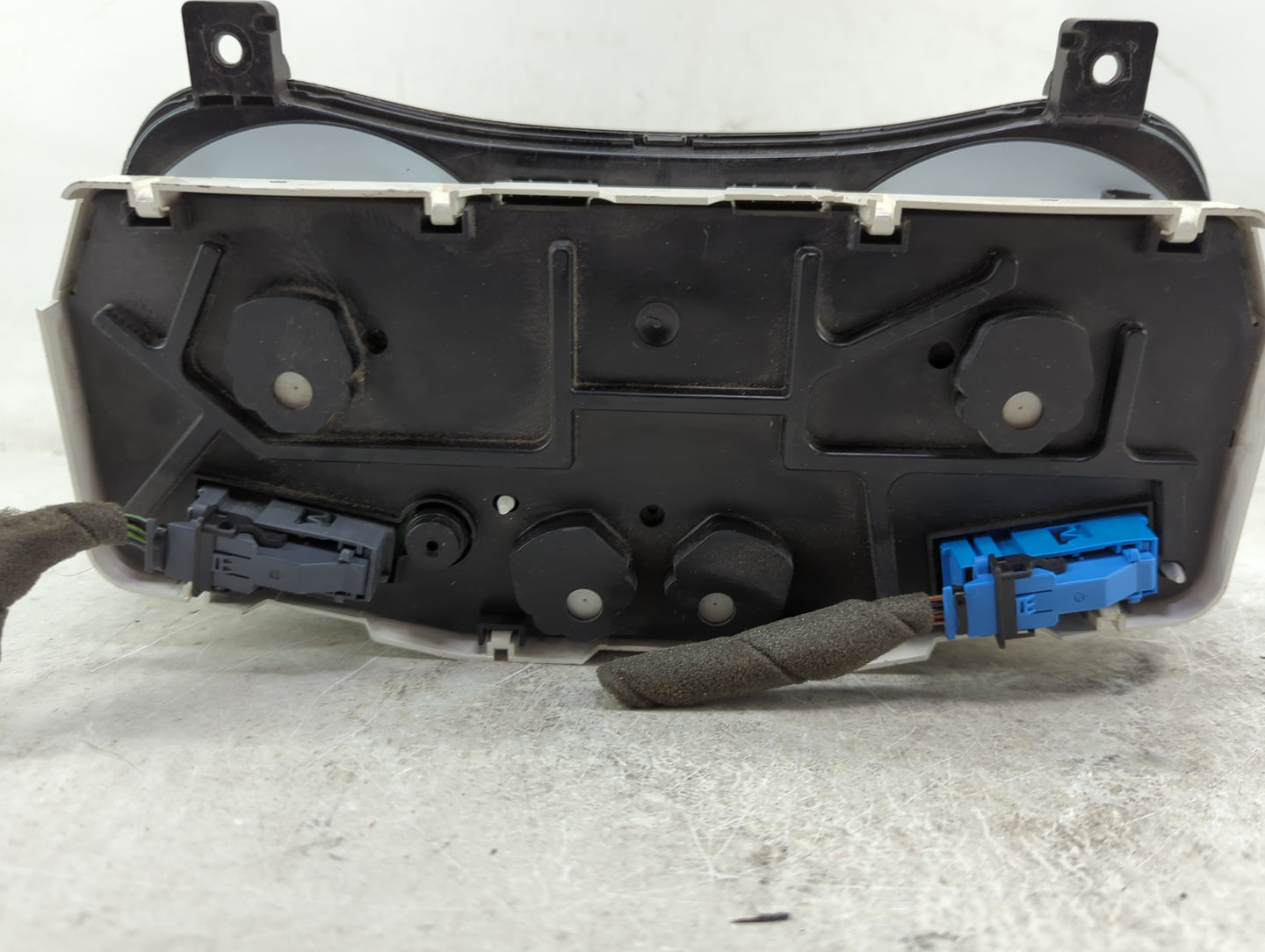 2010-2012 Ford Transit Connect Instrument Cluster Speedometer Gauges P/N:9T1T-10849-FF Fits Fits 2010 2011 2012 OEM Used Aut