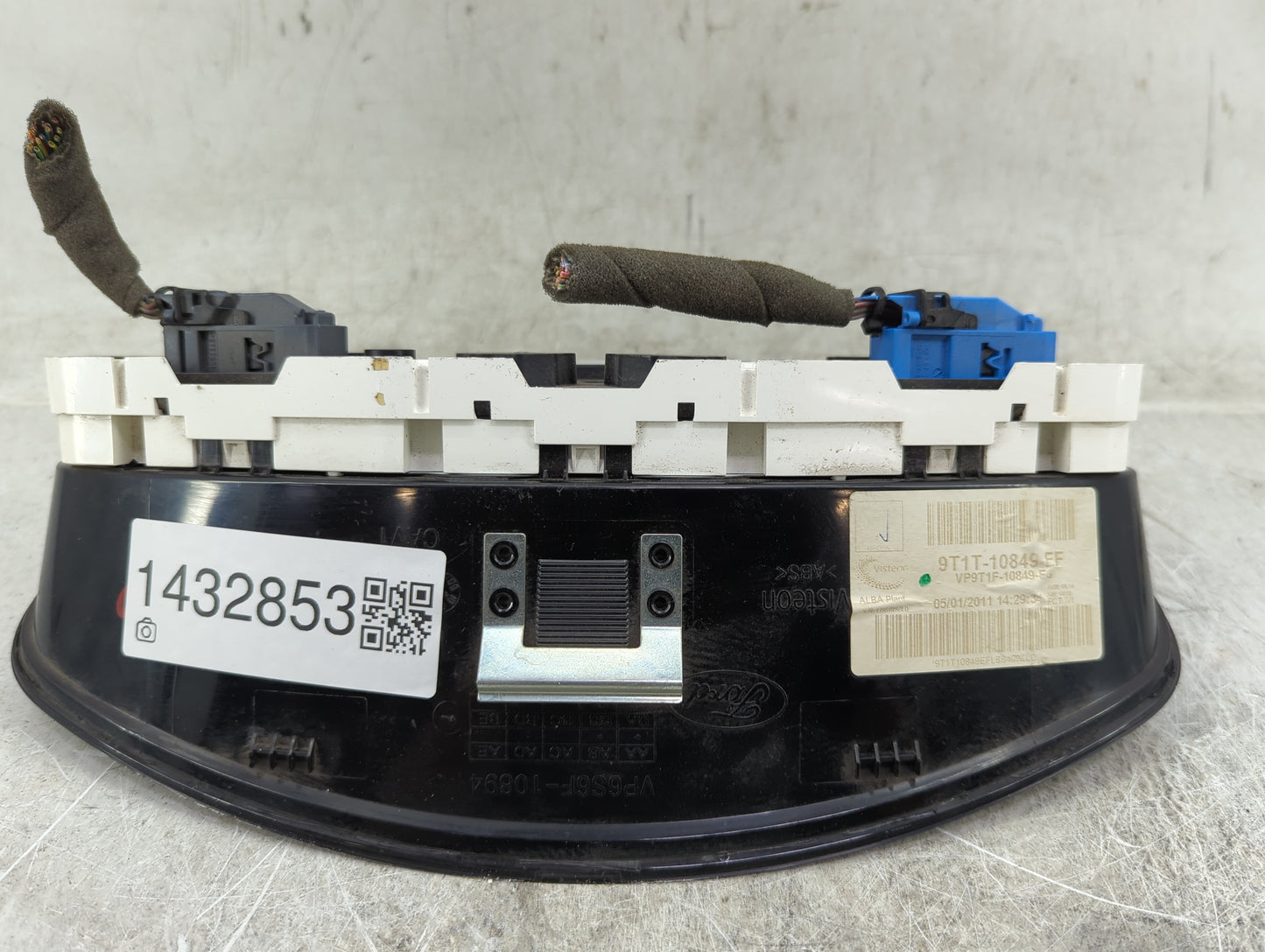 2010-2012 Ford Transit Connect Instrument Cluster Speedometer Gauges P/N:9T1T-10849-FF Fits Fits 2010 2011 2012 OEM Used Aut